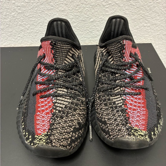 Yeezy Kids Sneakers - Black, Red, Green - Picture 2 of 10